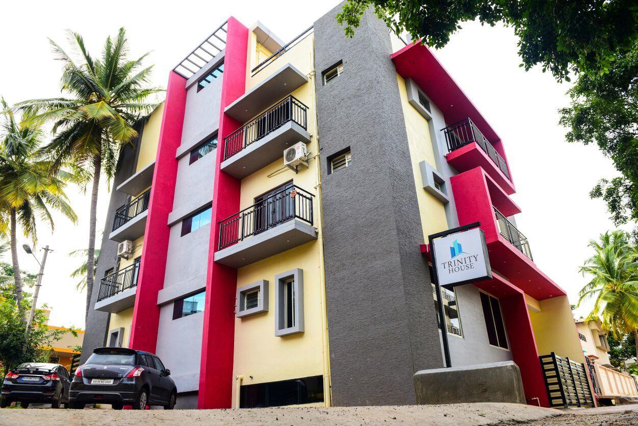 Varsha Enclave- Trinity House Aparthotel Mysore Exteriör bild